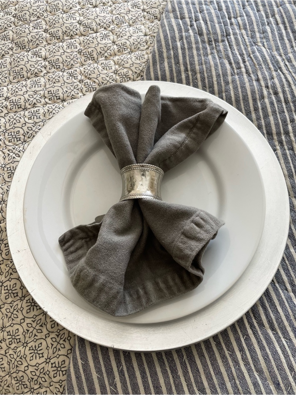 Silver Table Chargers